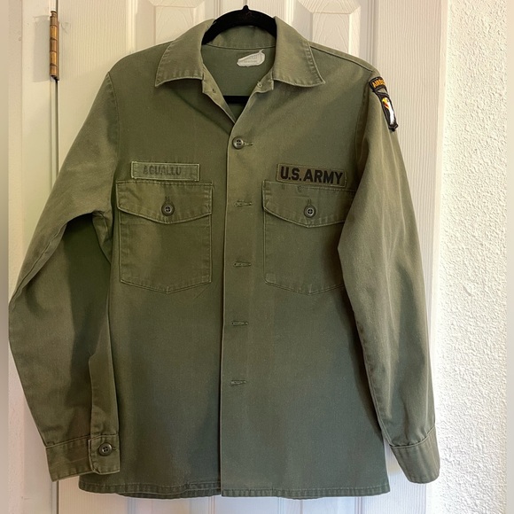 Army Fatigue Blouse Shirt | Olive Green | Mens 14 1/2 X 33 | Airborne Patch - Picture 1 of 8